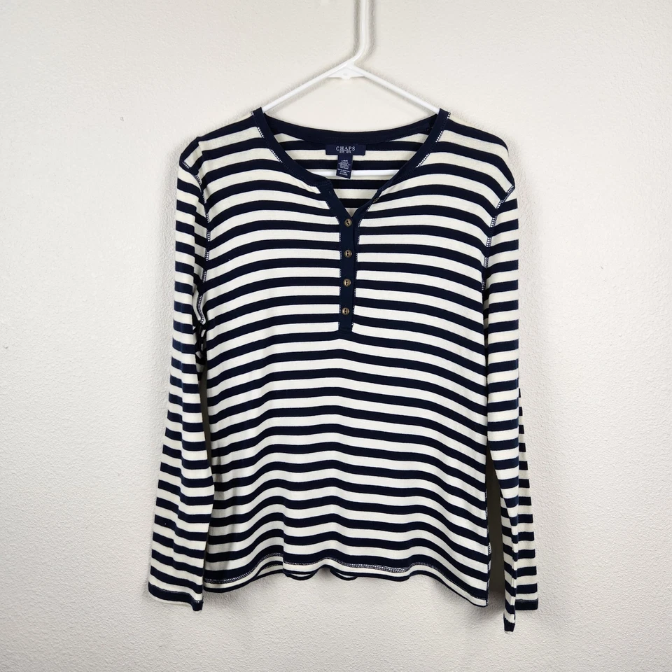 Camisa de mujer Chaps manga larga cuello en V rayas hallina botón náutica talla L algodón  Foto 1 de 4