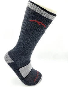 Darn Tough Socks, HIKE / TREK, Boot Sock / Midweight with Full Cushion - Picture 1 of 4