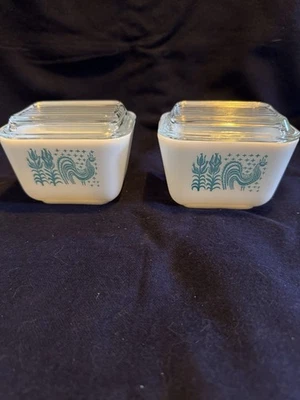 2 Pyrex Amish BUTTERPRINT - 501 Refrigerator Dish - 1.5 Cups Great Shape! - Image 1 of 4