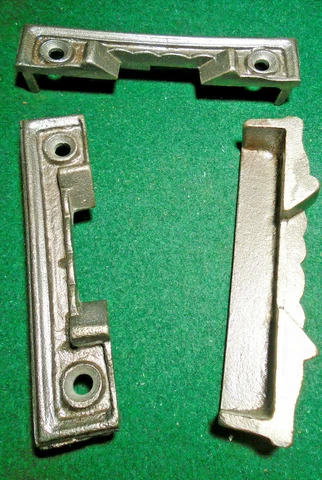 ONE KEEPER FOR EARLY RIM LOCK - EXACT REPRODUCTION - 4 1/4"   (33137) Cover