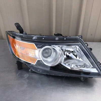 Conjunto de faros - mini furgoneta de pasajeros derecha TYC para Honda Odyssey 2016 Foto 1 de 2