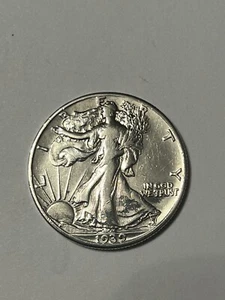 1939 50C Walking Liberty Half Dollar US Coin - Very Fine Condition-No Mint Mark - Picture 1 of 5