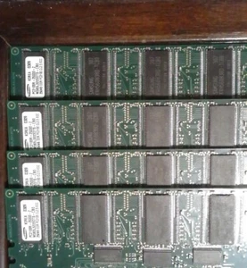 Lot of 4 Samsung PC2100R-25330-Z 256MB DDR PC2100 CL2.5 ECC M383L3223DTS-CB0 - Picture 1 of 1