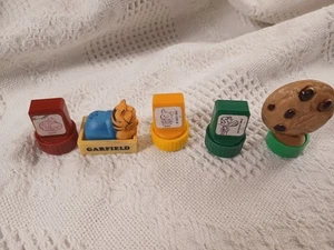 Plastic 1980's Rubber Stamps Garfield Flintstones - Picture 1 of 14
