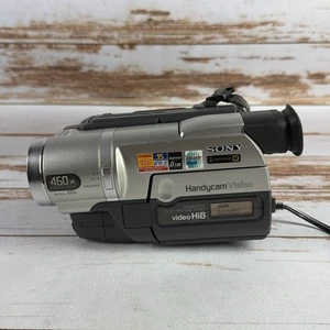 Sony Handycam CCD-TRV308 Hi-8 Camcorder Powers On No Power/Battery - Picture 1 of 7