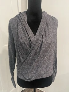 Mädchen IVIVVA by LULULEMON Strickjacke Langarm Oberteil Gr. 12 Activewear grau - Bild 1 von 11