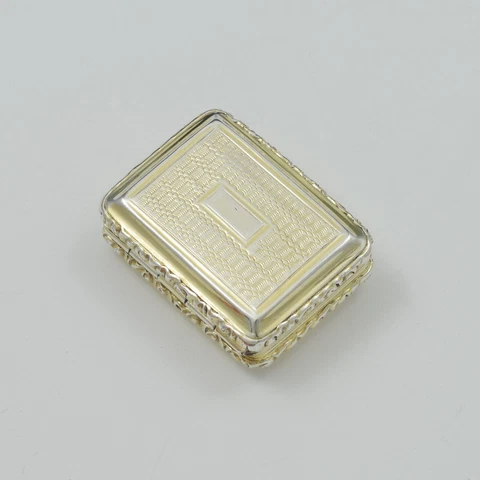Georgian Silver Gilt Vinaigrette Antique George IV Cover