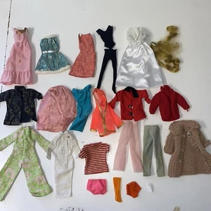🌹Vintage Barbie Clothes 22 Pieces. - Picture 1 of 9