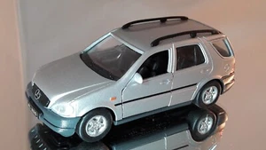 Mercedes M Class - Welly - # 9730 - Silver - Bild 1 von 9