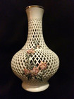 Leichte Chinesische Porzellan Vase Durchbruchkunst Handarbeit 14,5cm retikuliert
