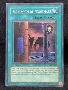 YuGiOh Camera Oscura dell'Incubo Giocato Leggermente PGD-082 1° Edizione Super Rara LP - Foto 1 di 9