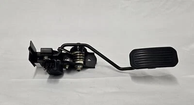 Toyota Camry Solara 2005 conjunto de unidad de pedal de gasolina de 2,4 L Foto 1 de 4