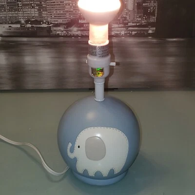 Lámpara redonda de elefante azul para bebé niño funciona muy bien Foto 1 de 4