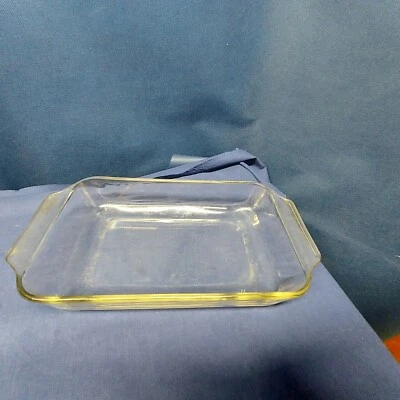 Vintage Pyrex Clear Glass Oblong Handled Baking Dish #231 USA  - Image 1 of 3