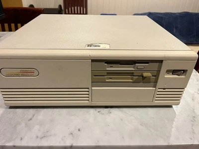 Computadora de escritorio Compaq DeskPro 486/33M EISA de colección de 1992 Foto 1 de 4