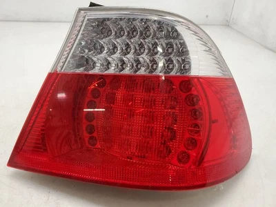 BMW 330CI cupé, cuarto de luz trasera derecha montado en panel, 04-06, 63216920700, OEM Foto 1 de 4