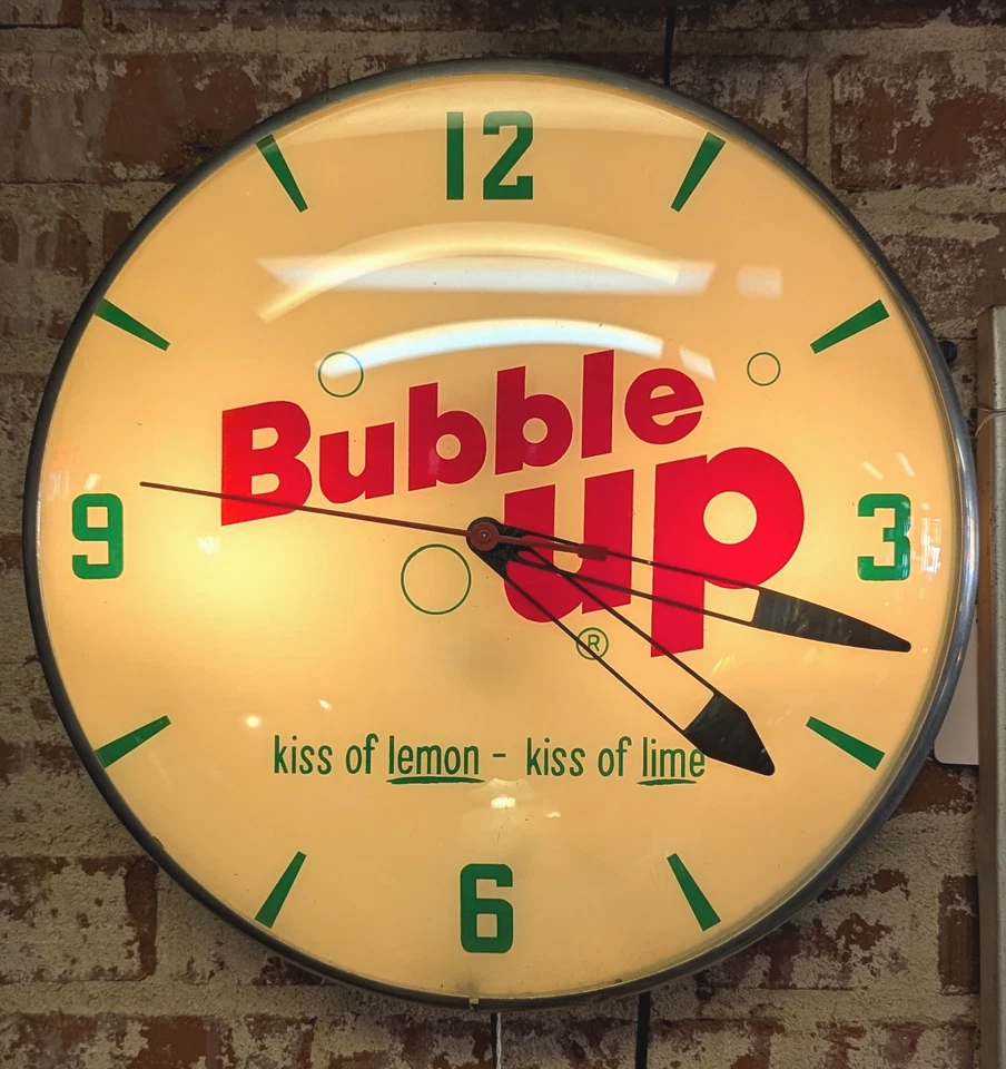 Original 1961 Pam Clock Co. "Bubble Up" Soda Light Up Glass Wall Clock - Works - Image 1 of 4