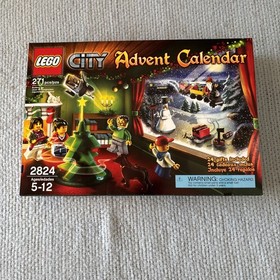LEGO City 2010 Advent Calendar 2824 New!