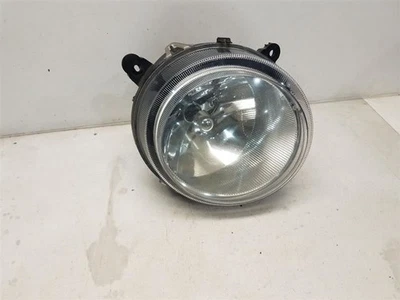 2007-17 Jeep Patriot Drivers Left Headlight - Halogen W/O Leveling System - Image 1 of 4