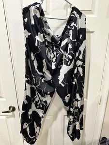 H&M Dress Pants Women's Size XXL Satin Wide Leg Black White Floral Trouser Pants - Picture 1 of 4