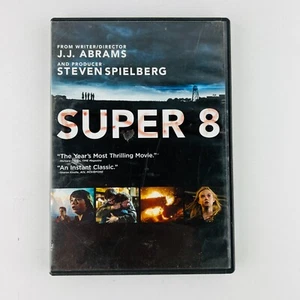 Super 8 DVD Elle Fanning, Kyle Chandler, Joel Courtney - Picture 1 of 2