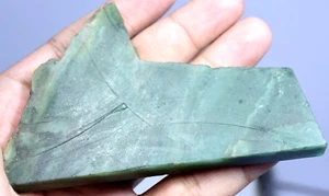 345.25 Ct Natural African Green Jade Slab Rough Untreated98 x 63 x 7 mm - Picture 1 of 7