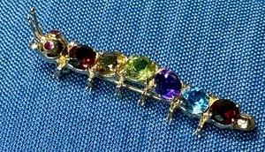 14 Karat Gelbgold Halbedelstein Raupe Insekt große Anstecknadel 4,3 g Rubin Augen - Bild 1 von 5
