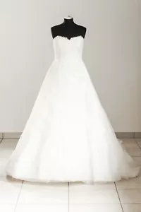 Pronovias Brautkleid 'Oralie' Spitze Tüll A-Linie creme ivory Hochzeit - Bild 1 von 4