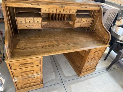 wooden office desk with drawers - Image 1 of 2