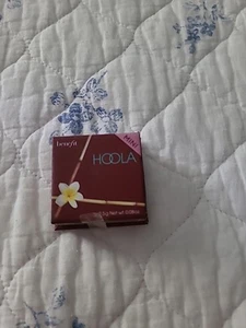 Neu Benefit Glow Hoola Broozer Mini 2,5g/0,08oz - Bild 1 von 2