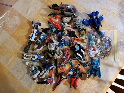 ENORME LOTE DE TRANSFORMADORES (y quizás otras piezas) INCOMPLETO Ver fotos Foto 1 de 4