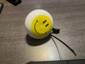 VINTAGE LARGE BICYCLE BELL WITH SMILEY FACE WHITE - Picture 1 of 5