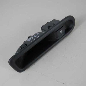 Pulsantiera alzavetro posteriore destro Renault Clio Mk3 (29910 21A-4-D-1) - Bild 1 von 1
