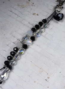 Schwarz Herz Perlen Handtasche Anhänger Taschenclip Kristall Glas Strass Handarbeit Neu - Bild 1 von 4