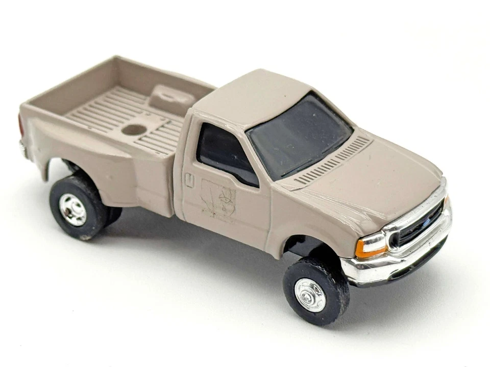 1/64 Ford F 350 Dually Pick Up - Image 1 of 1