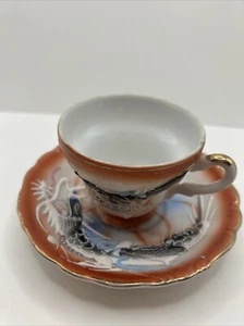 Vintage Dragon Ware Teetasse und Untertasse Moriage handbemalt aus Japan. - Bild 1 von 5