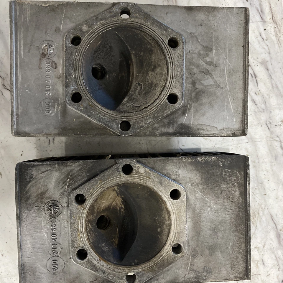 1974 Scorpion Super Stinger 399 Vintage Snowmobile Motor Heads Good - Image 1 of 4