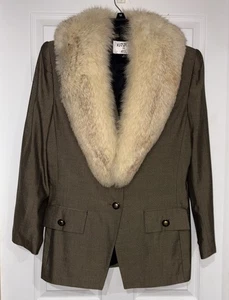 Vintage KASPER Brown 2 Pc Lined Skirt Suit w/ Detachable Fur Collar - Size 8 - Picture 1 of 7