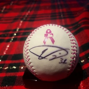 Ubaldo Jimenez Autogramm Official Major League Breast Cancer Baseball - No Hitter - Bild 1 von 3