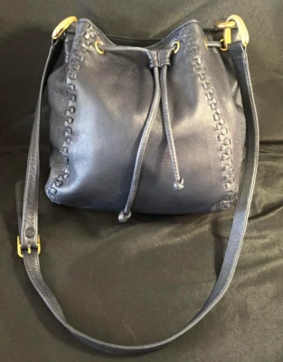 ODLR for Oroton Black Leather Bucket Bag Whipstitch Drawstring Adjustable Strap - Imagem 1 de 4