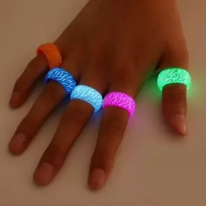 Leuchtender Leuchtring leuchtet im Dunkeln Schmuck Ringe für Damen Männer Geschenk - Bild 1 von 17