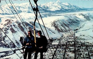 JACKSON HOLE, WY. CARTOLINA SCI Re delle Nevi Montagna Doppia Seggiovia - Foto 1 di 2