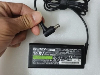100%Genuine 65W For Sony Vaio 19.5V 3.3A VGP-AC19V48 Vgp-ac19v43 VGP-AC19V44 - Image 1 of 4