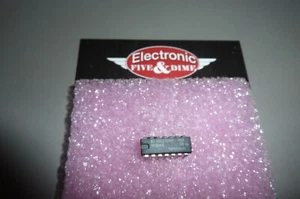 6120660001  SN74H102N Texas Instruments IC - Picture 1 of 1