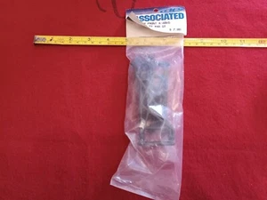 Vintage Team Associated Part # 7206 Truck Front A-Arms For T2 & GT - Picture 1 of 3