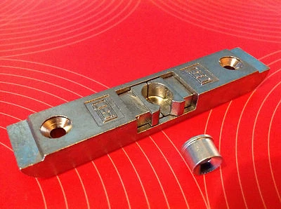 SI Siegenia Balkontürschnäpper 420 A0420 0420 Terrassentür Balkontür Schnäpper - Bild 1 von 2