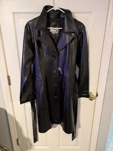 Abrigo de colección negro imitación cuero flecos cinturón, junior talla grande - Imagen 1 de 8