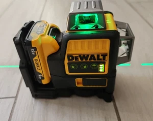 LIVELLA LASER DeWALT DC089LG 12 Linee 3x360 gradi BATTERIA 12V+CARICATORE - Imagen 1 de 9