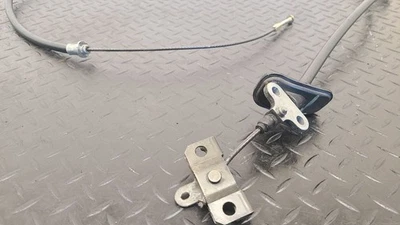 04-15 Nissan Titan conjunto de cabo de freio de estacionamento dianteiro fabricante de equipamento original 36402-7s000 - Imagem 1 de 4