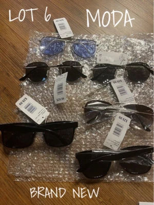 Gafas de sol Moda lote mixto de 6 - nuevas con etiquetas - accesorios de moda Foto 1 de 4